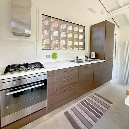 펜션 The Relax Barn 산카시아노인발디파사